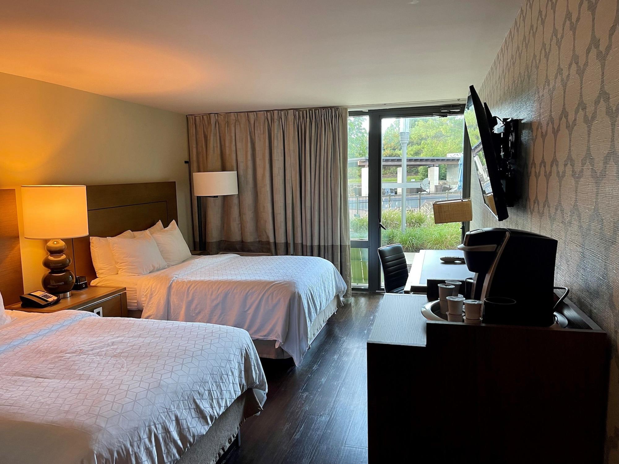 Hotel Indigo East End By Ihg Riverhead Exterior foto